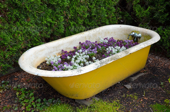 Tub flower planter