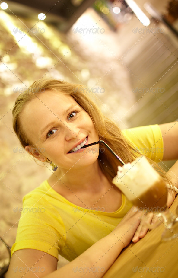 Girl in the cafe