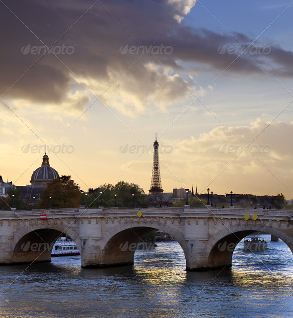 Paris sunset skyline with bridge over Seine river and Eiffel tower in France. (Misc) Photo Download