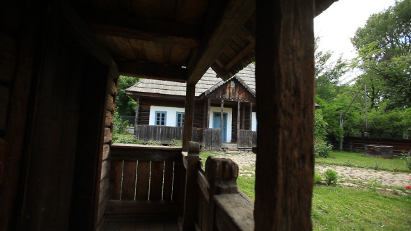 Traditional Old Houses Traditional Old Houses