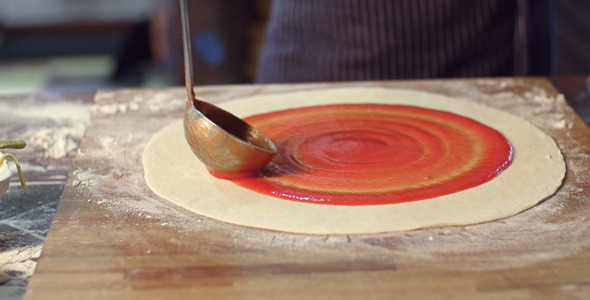 Pizzaiola Spreading Pizzaiola Spreading