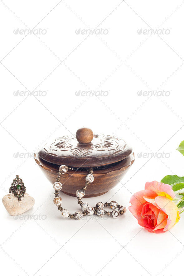 jewelry with box and rose (Misc) Photo Download