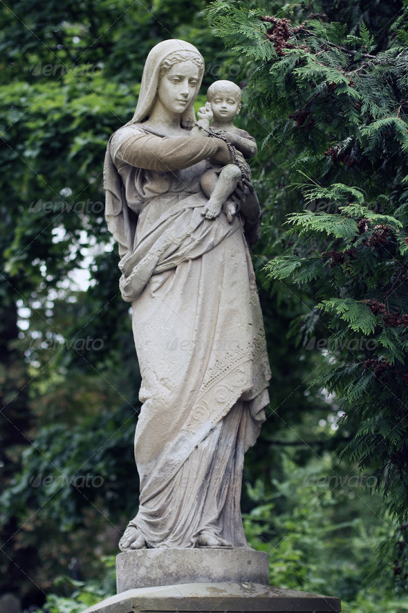 Old statue on grave in the Lychakivskyj cemetery of Lviv, Ukrain (Misc) Photo Download