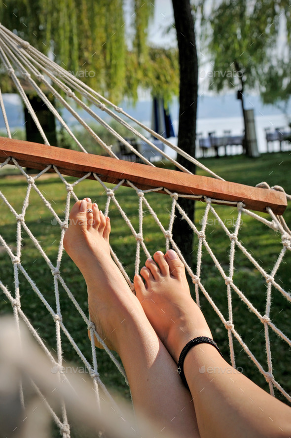 feet in the hammock (Misc) Photo Download