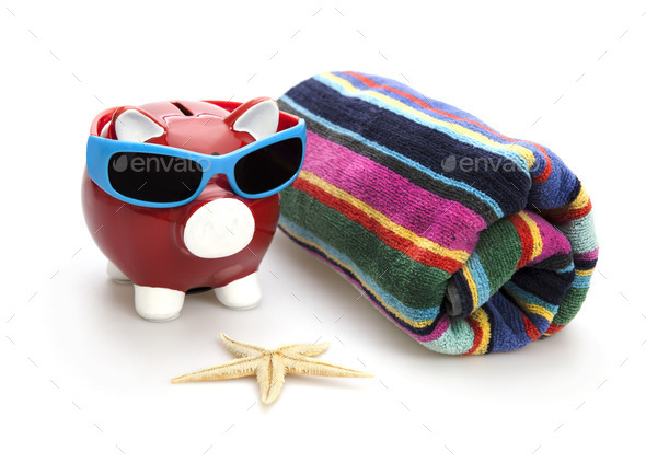 Piggy Bank on beach vacation (Misc) Photo Download