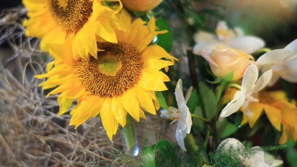 Sunflower With Candles Decoration Pack of 2 Sunflower With Candles Decoration Pack of 2