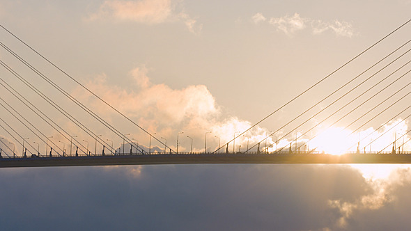 Sun Bridge 4K Sun Bridge 4K