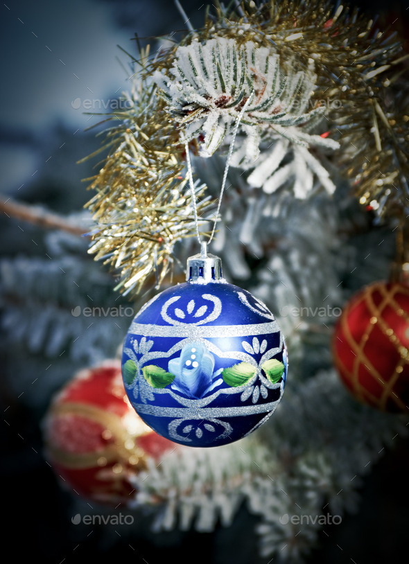 bright Christmas bauble (Misc) Photo Download