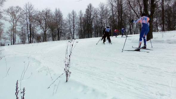 Skiers-4 Skiers-4