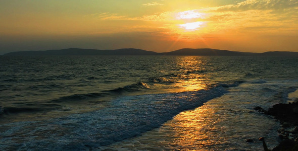 The Morning Sun and Seaside The Morning Sun and Seaside