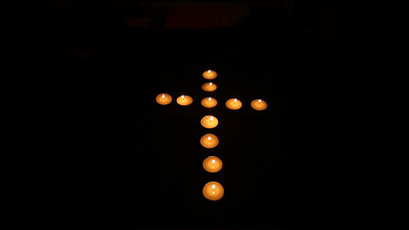 Cross Candle Cross Candle