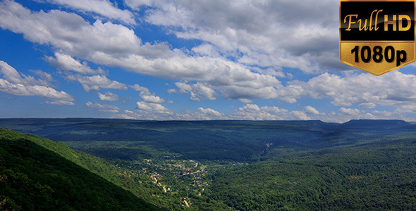 Green Mountains and Clouds Green Mountains and Clouds