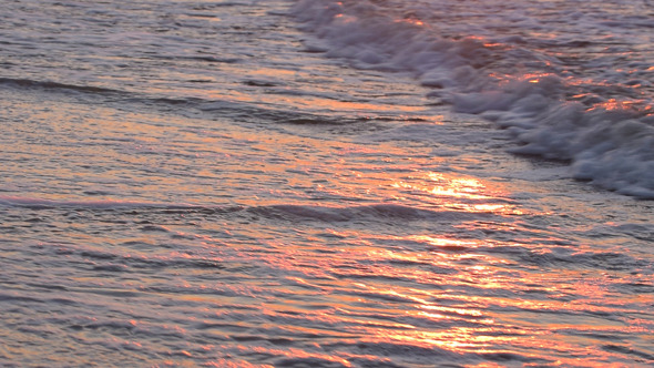 Sea Waves and Sunny Reflections Sea Waves and Sunny Reflections