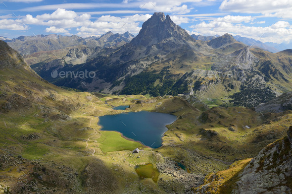 Peak du Midi d'Ossau and the lake Gentau in the Atlantic Pyrenees (Misc) Photo Download