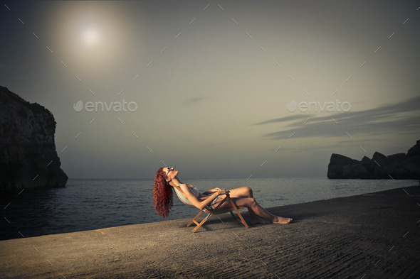 Sunbathing at midnight (Misc) Photo Download