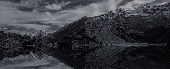 Mountains bw