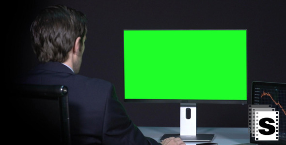 VideoHive Male Working With Green Screen 9702212 VideoHive Male Working With Green Screen 9702212