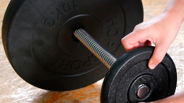 Adding Weights To A Dumbbell Adding Weights To A Dumbbell