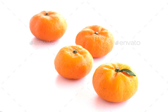 Mandarin isolated on white background (Misc) Photo Download