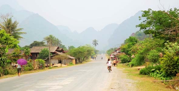 Easygoing Daily Life of Vang Vieng Laos 14 Easygoing Daily Life of Vang Vieng Laos 14
