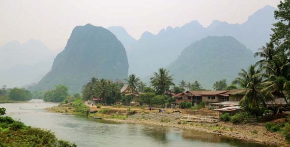 Easygoing Daily Life of Vang Vieng Laos 15 Easygoing Daily Life of Vang Vieng Laos 15
