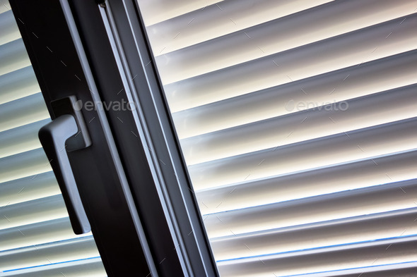 venetian blinds for shade at the window