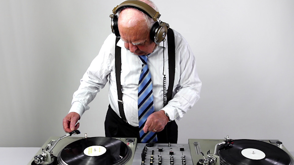 Very Funky Elderly Grandpa Dj Mixing Records 39 Very Funky Elderly Grandpa Dj Mixing Records 39