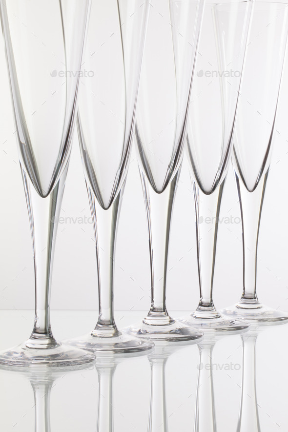 Empty champagne glasses on the glass desk (Misc) Photo Download