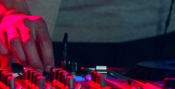 DJ Equipment DJ Equipment