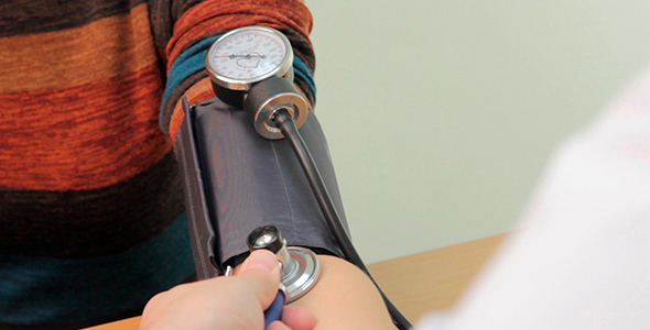 The Doctor Checks The Pressure Of The Heart 3 The Doctor Checks The Pressure Of The Heart 3