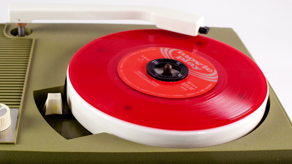 Portable Vintage Record Player 6 Portable Vintage Record Player 6