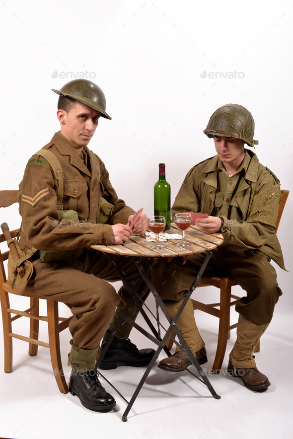 an English soldier and an American soldier playing cards (Misc) Photo Download