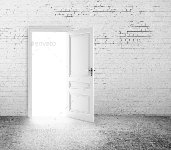 open door in room (Misc) Photo Download