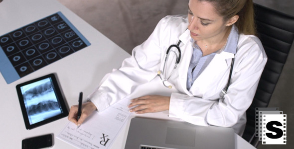 Doctor write a prescription online
