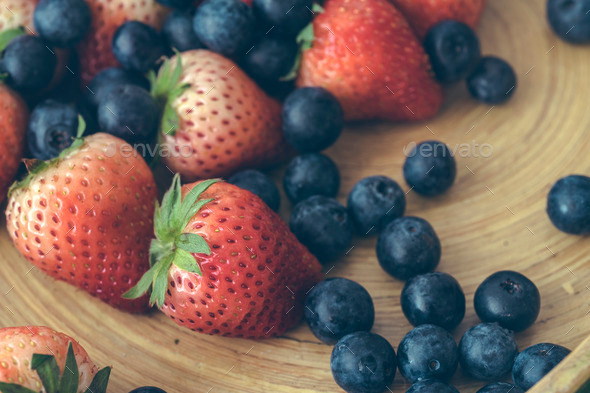 Strawberries and Blueberries (Misc) Photo Download