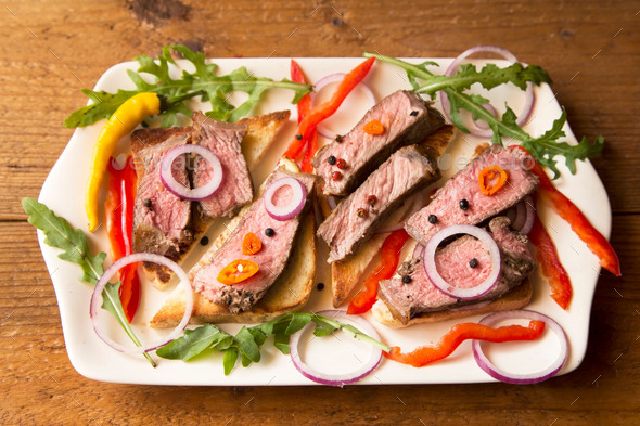 Sliced roast beef with vegetables (Misc) Photo Download