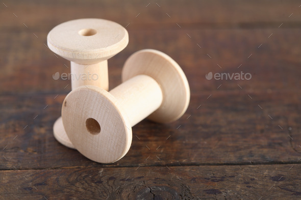 Empty Wooden Spools (Misc) Photo Download