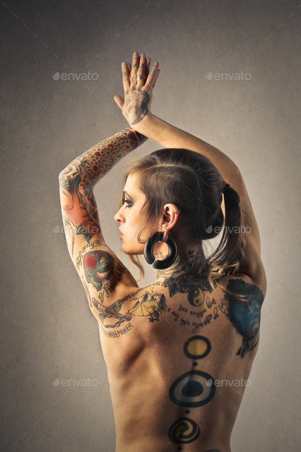 Tattooed woman (Misc) Photo Download