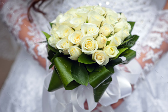 wedding bouquet at bride's hands (Misc) Photo Download