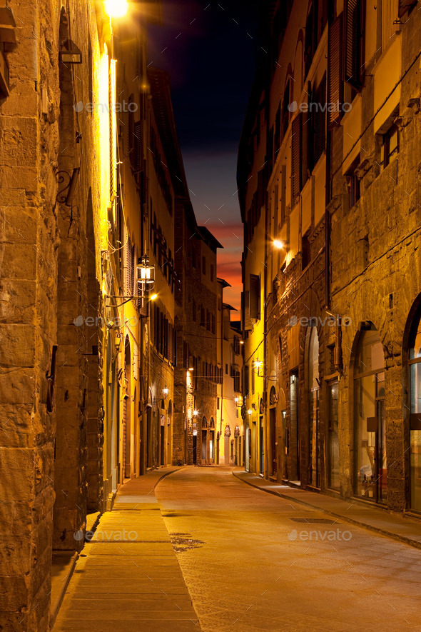 Ancient alley in Firenze at night (Misc) Photo Download