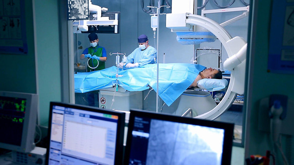 Monitor Control of Cardio Surgery Monitor Control of Cardio Surgery