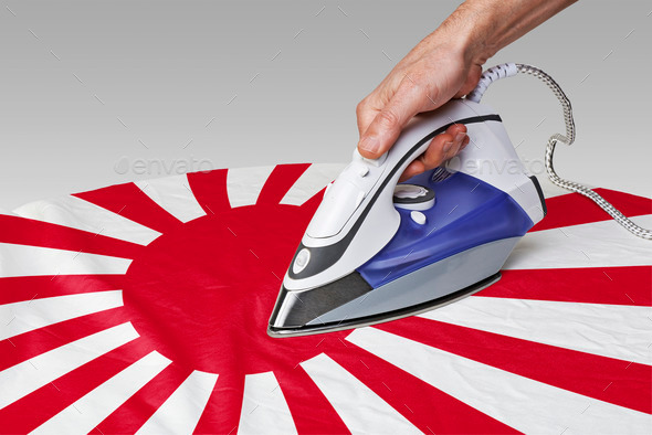 smooth out the wrinkles of Flag-Japan war