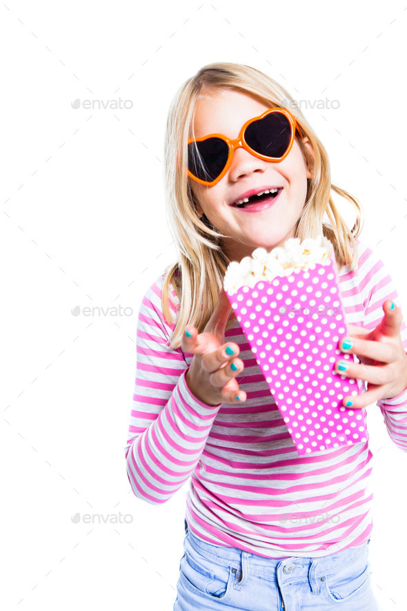 Girl eating pop corn (Misc) Photo Download