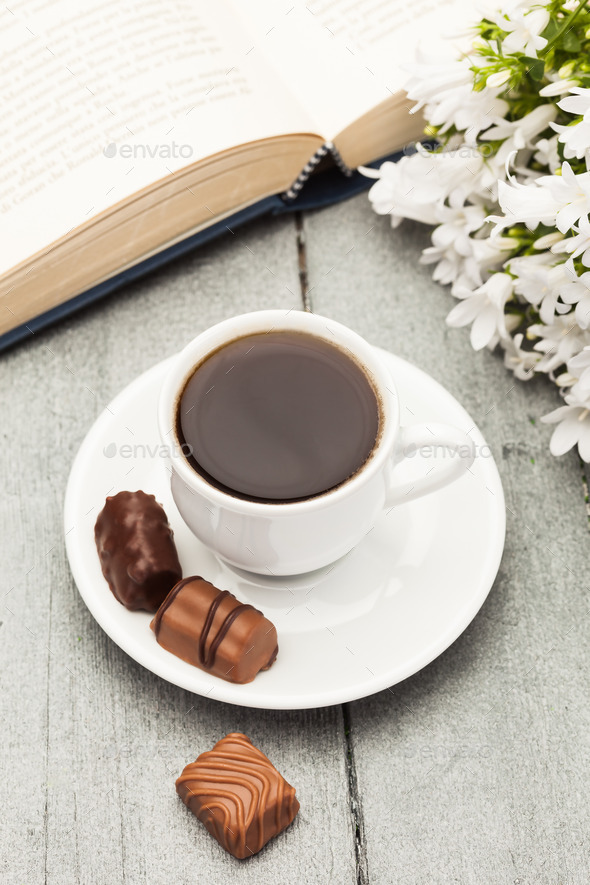 Coffee break while reading a book (Misc) Photo Download