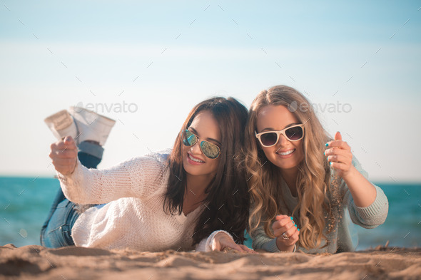 Two girls taking selfie (Misc) Photo Download