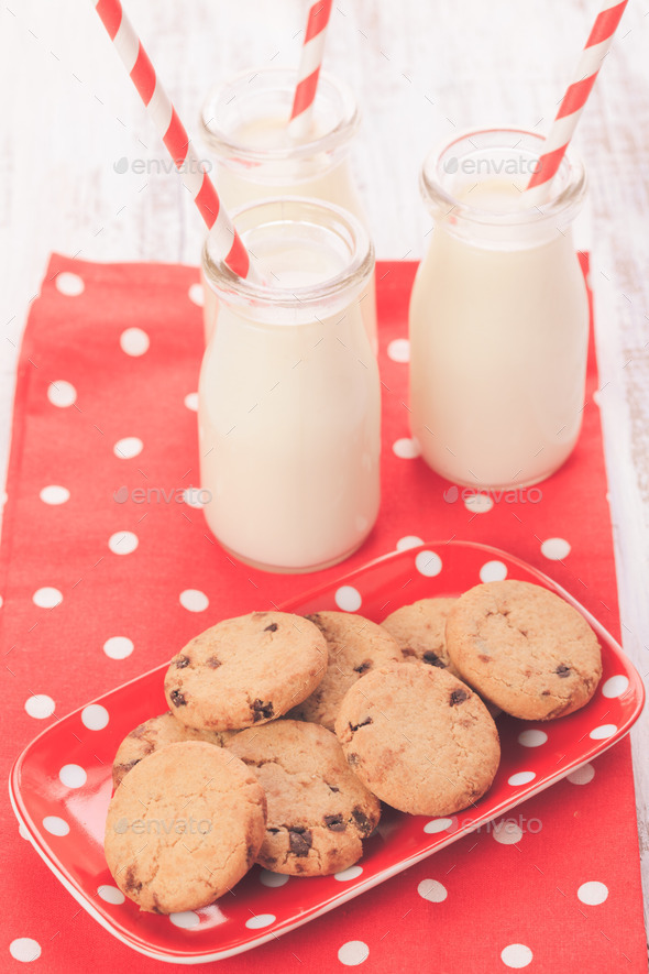 Milk in bottles (Misc) Photo Download