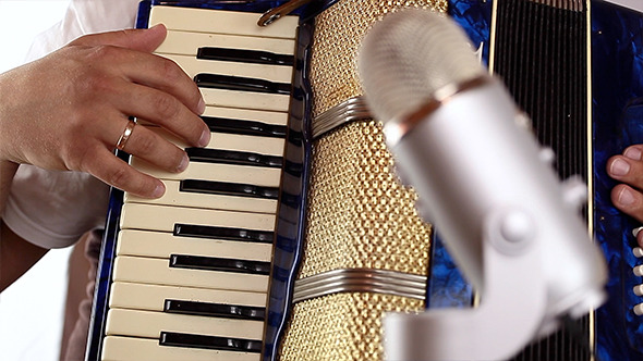 Fingers on Retro Piano Accordion 03 Fingers on Retro Piano Accordion 03