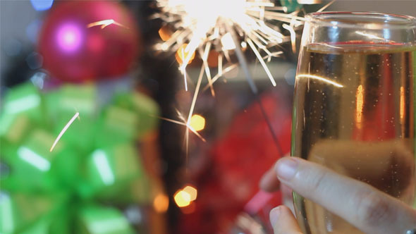 Christmas Champagne Glasses with Champagne