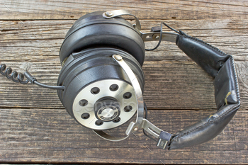 Photodune Old stereo headphones 18267195