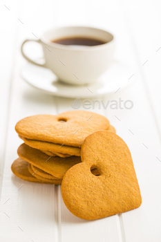 Photodune Gingerbread heart shape and coffee mug. 18737439